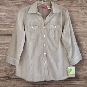Pappagallo Button Down Shirt – Size Small – NWT ($40 Retail
